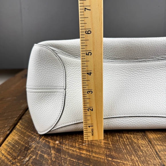 Kate Spade New York White Pebbled Leather Shoulder Bag Tote Purse - Picture 12 of 14